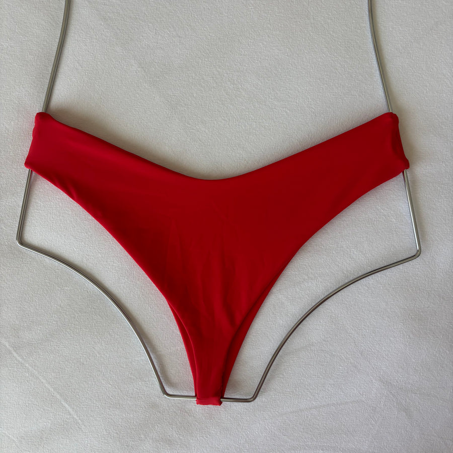 Leo Cheeky Bottom in Cherry Red