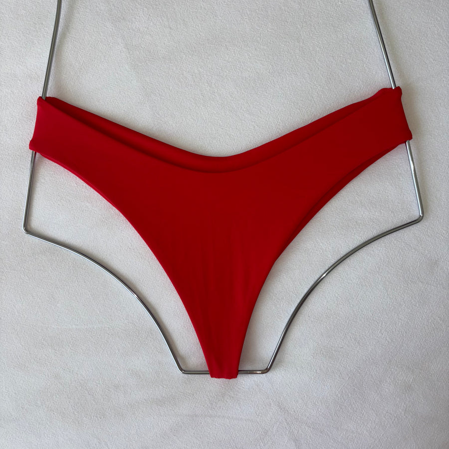 Leo Cheeky Bottom in Cherry Red