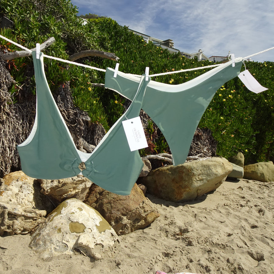 Roxy Top in Hunter Green