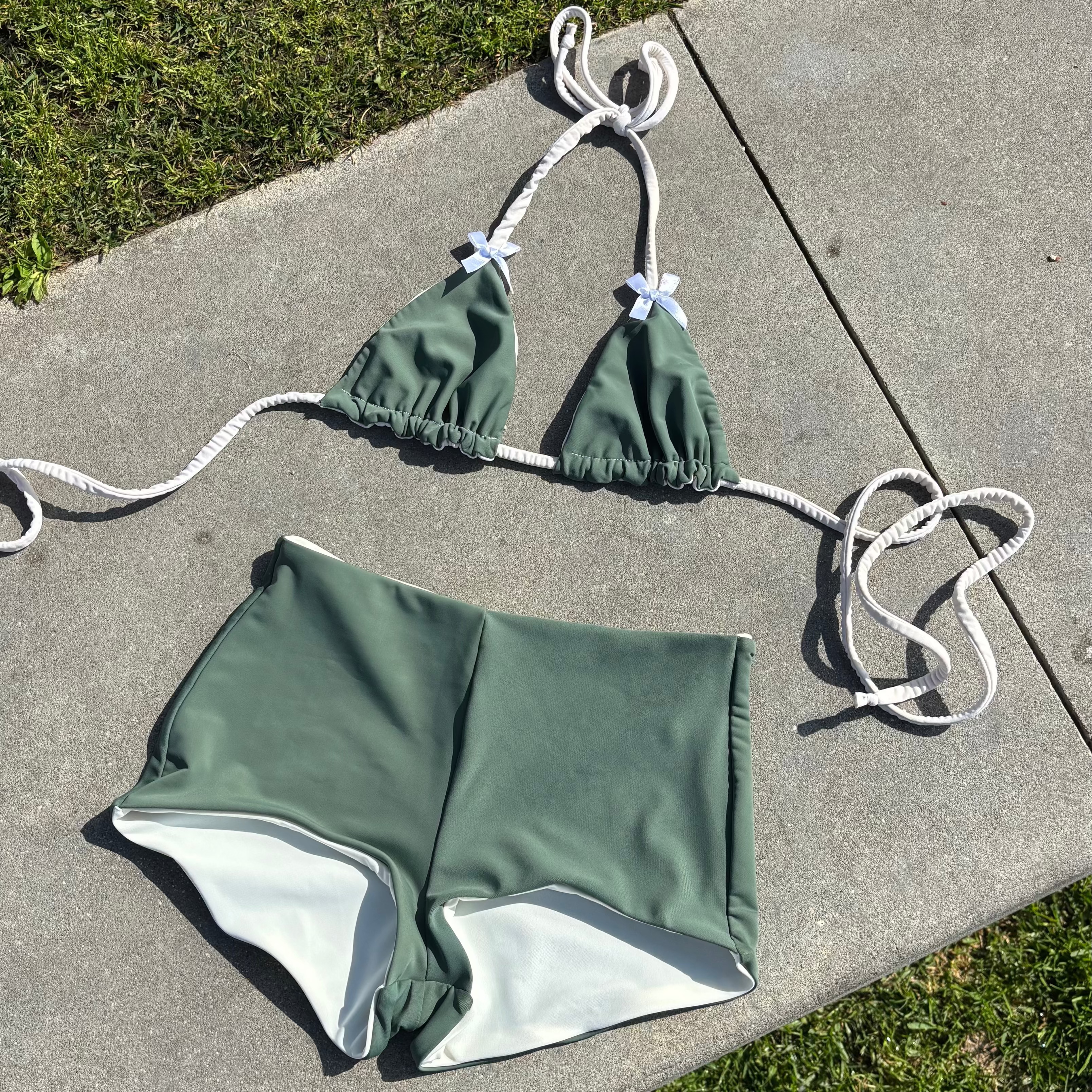 Summer Bottom in Hunter Green